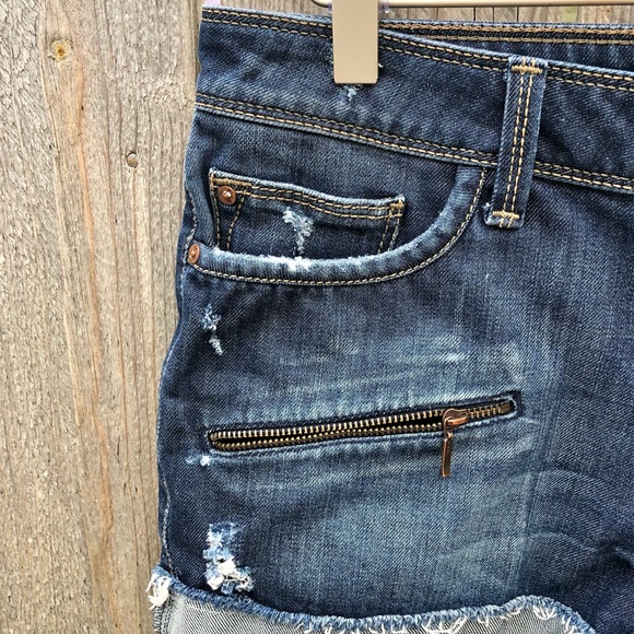 DL1961 | Stella Distressed Zipper Denim Shorts 29 - Picture 3 of 11